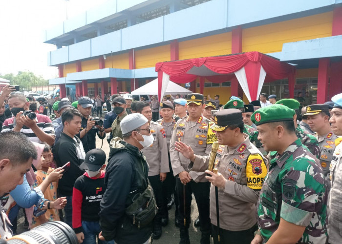 Kapolda Jateng Lepas 500 Peserta Angkutan Balik Gratis TNI Polri di GOR Satria Purwokerto
