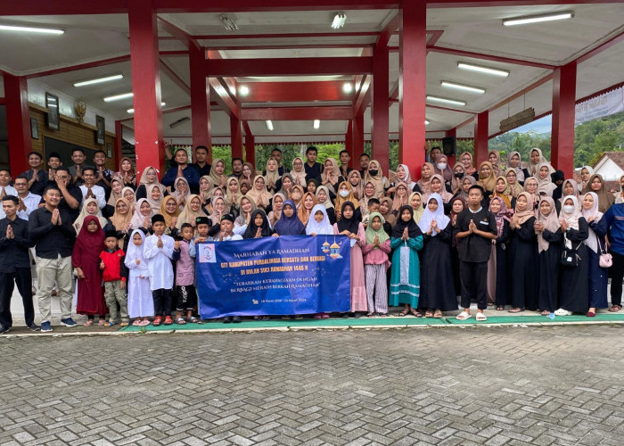 Bulan Ramadan, Forum GTT Kabupaten Purbalingga Berikan Santunan kepada Anak Yatim Piatu
