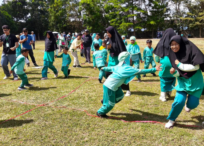 Festival Permainan Tradisional Hidupkan Jiwa Nusantara, 4.000 Pelajar Purwokerto Kembali Bermain Tanpa Gawai