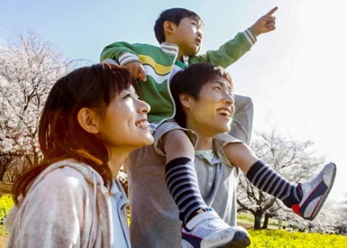 4 Gaya Parenting ala Orang Tua Jepang yang Bisa Menjadi Inspirasi 