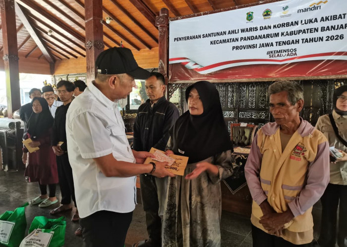 Pemerintah Salurkan Santunan Rp 440 Juta untuk Korban Longsor Pandanarum