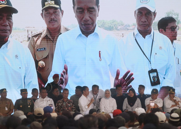 Temui Petani, Jokowi Minta Alokasi Anggaran Subsidi Pupuk Ditambah Rp 14 Triliun 