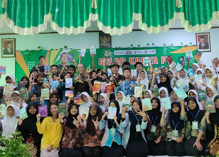 89 Judul Buku Karya Siswa SMP N 1 Banyumas terbitan SIP Publishing, Diluncurkan Duta Baca Indonesia 
