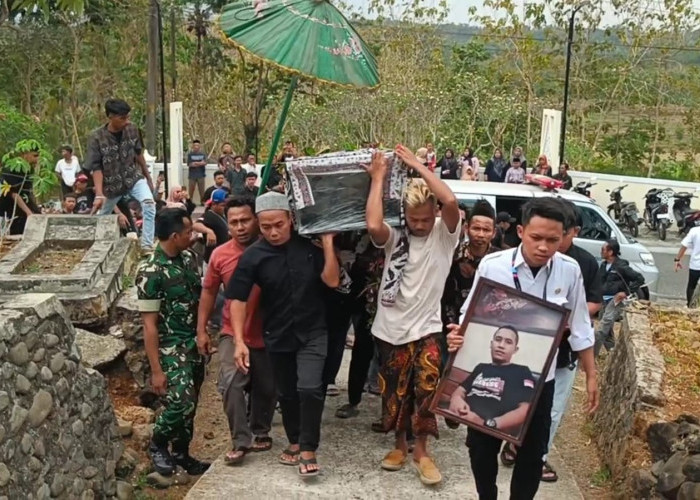 Jasad Anto Tiba di Sawangan Setelah 24 Hari, Korban Virgo Transport 8 Dimakamkan Keluarga