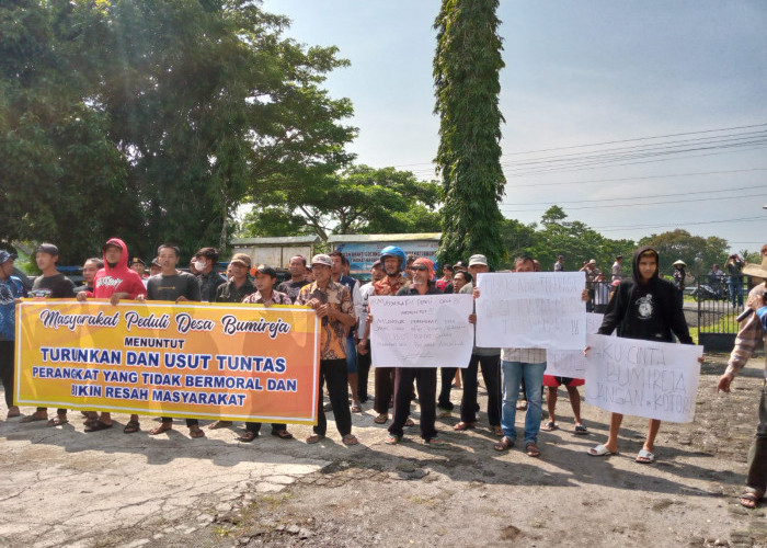 Oknum Perangkat Desa Bumireja Cilacap Terlibat Kasus Perselingkuhan, Warga Menuntut untuk Mundur