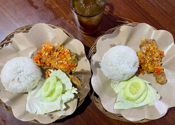 Ayam Geprek Sa’i Jadi Favorit, Harga Terjangkau dan Sambalnya Bikin Nagih