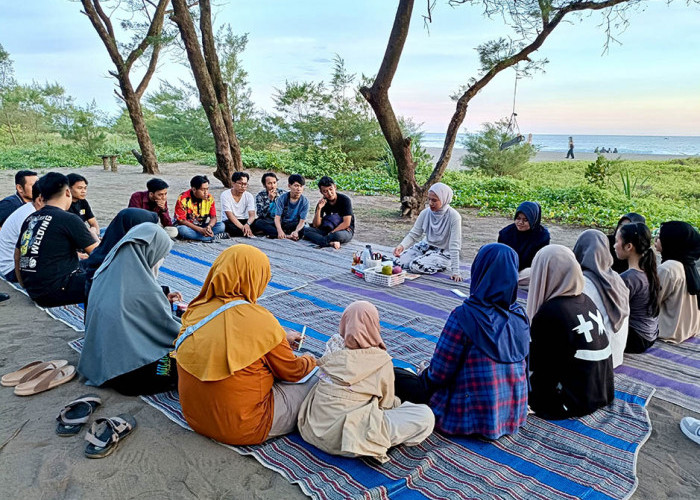 Book Camp Save Earth Ajak Anak Muda Peduli Lingkungan 