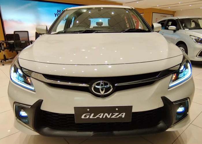 Toyota Glanza, Si Mungil Irit yang Penuh dengan Fitur Modern, Harga Rp130 Jutaan