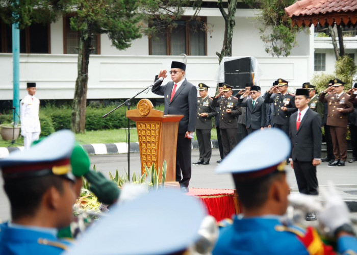 Pimpin Upacara Peringatan Hari Pahlawan Bupati Banyumas, Ajak Masyarakat Teladani Semangat Para Pahlawan