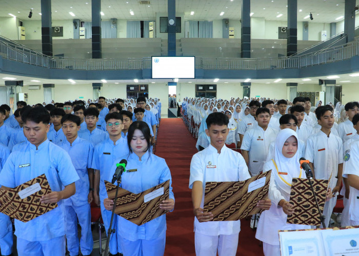 FIKES UMP Kembali Selenggarakan Ucap Janji 516 Tenaga Kesehatan