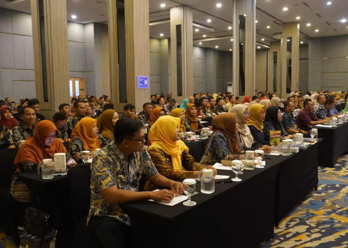 Pemkab Cilacap Dorong Aparatur Desa Melek Teknologi