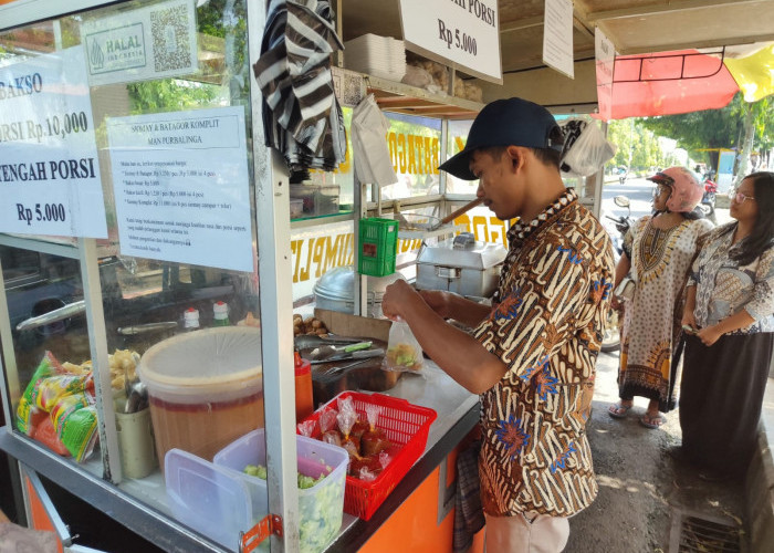 Harga Plastik Naik Hingga 50 Persen, UMKM Pilih Naikkan Harga atau Kurangi Porsi