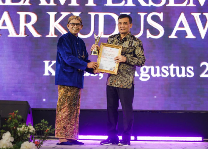 Raih Special Achievement Award, Ahmad Luthfi Dinilai Berhasil Hadirkan Terobosan untuk Jateng
