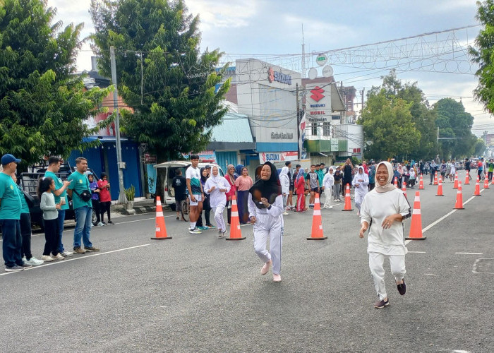 CFD Kemasan Baru, Warga Disuguhi Street Run Hingga Layanan Pesan Suara