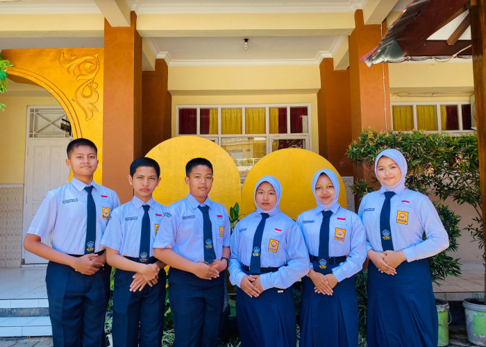 Siswa SMPN 1 Raih Medali Perak di Ajang Internasional ISIF