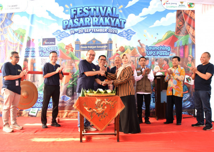 Festival Pasar Sokaraja Dorong Transaksi Digital, Pedagang Perluas Pasar Lewat Platform Online