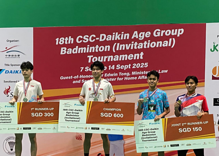Siswa MAN 2 Banyumas Juara III Badminton Singapura