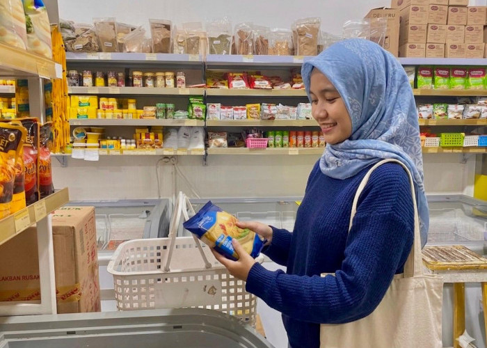 Belanja Praktis Bumbu Dapur hingga Snack di Yellow Luck Mart