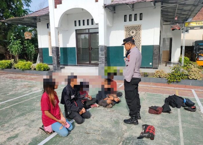 Lima Anak Punk di Sokaraja Diberi Pembinaan