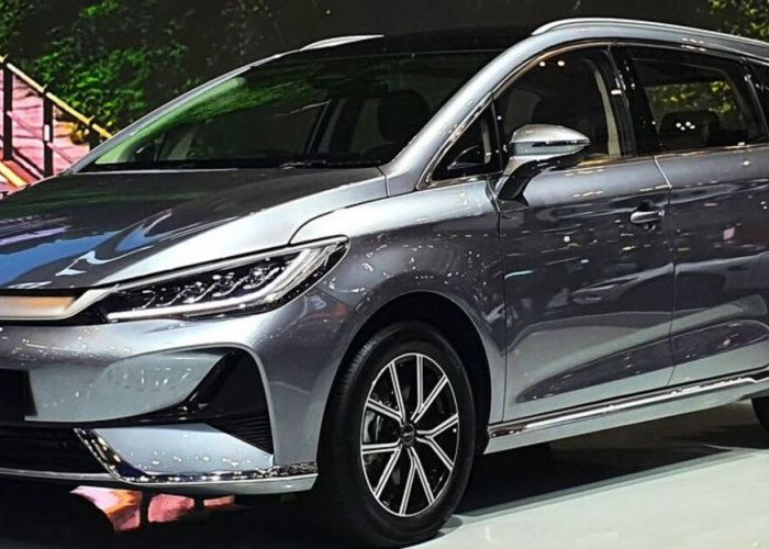 Cek Daftar Harga Terbaru Produk Terlaris Mobil Listrik BYD M6 Periode 2025, Harga Mulai Rp 300 Jutaan