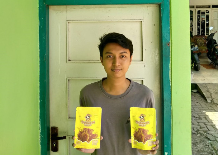 Melihat Usaha Rumahan Keripik Jamur Tiram Pengusaha Muda, Anggoro Aziz