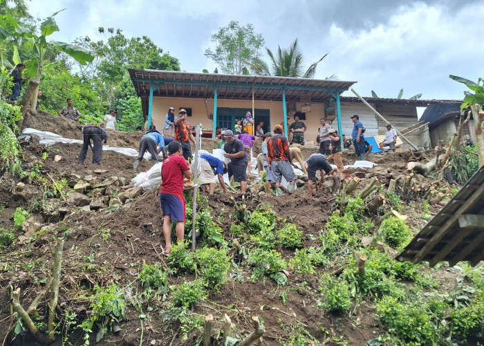 Waspada Cuaca Ekstrem, Berpotensi Terjadi Banjir dan Tanah Longsor di Cilacap