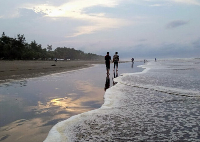 Aktivitas Menarik Pantai Widara Payung, Daerah Cilacap