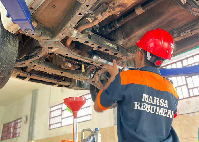 Lomba Otomotif Warnai Classmeeting SMK Ma’arif 9 Kebumen