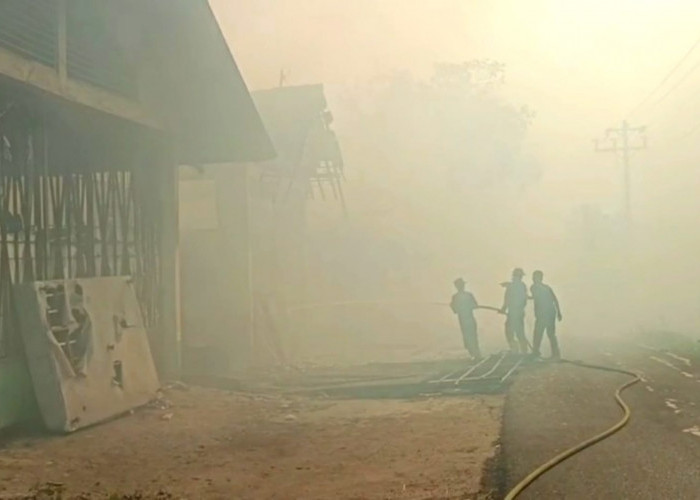 TPST Kedungrandu Terbakar, Api Merembet ke Hanggar Pengolahan Sampah