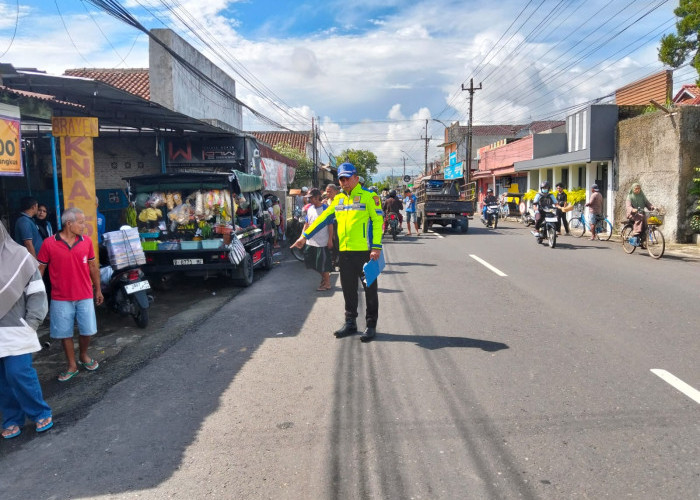 Honda Freed Oleng Tabrak Pejalan Kaki dan Motor di Purwokerto, Dua Orang Meninggal