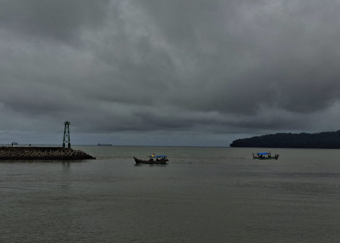 Musim Hujan di Cilacap Diprediksi Lebih Panjang, Puncak November 2025 hingga Februari 2026