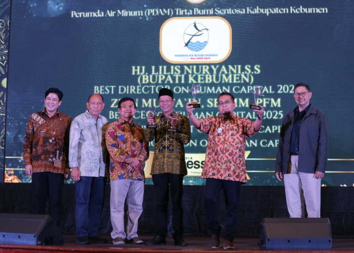 Bupati dan PDAM Raih Empat Penghargaan