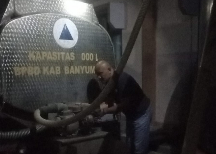 Krisis Air Bersih Ganggu Sekolah dan Kantor di Lumbir, Kemarau Panjang Membuat Pasokan Air Pamsimas Terhenti