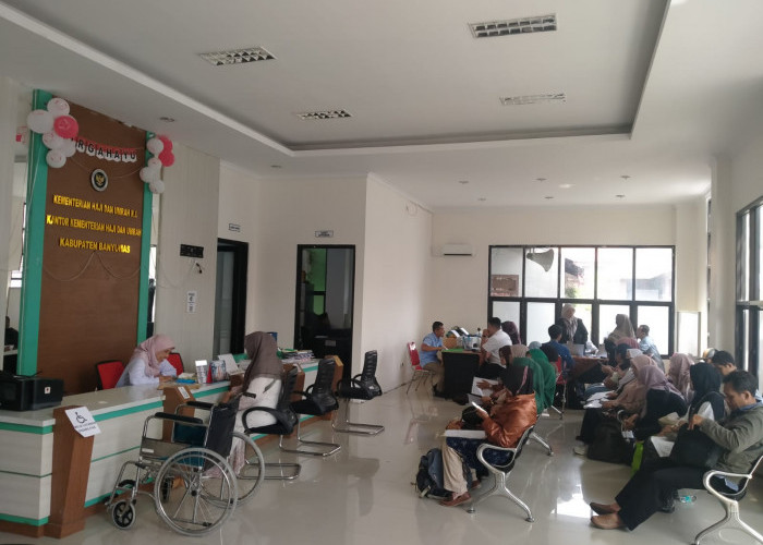 93 Calon Haji Banyumas Ikuti Pelimpahan Porsi, Pelayanan Jemput Bola Berlangsung Sehari