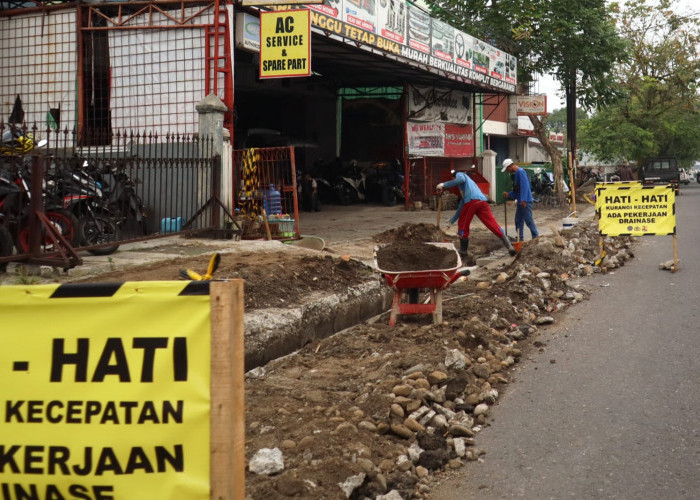 DPU Kebut Penanganan Drainase di Jalan S Parman Purwokerto