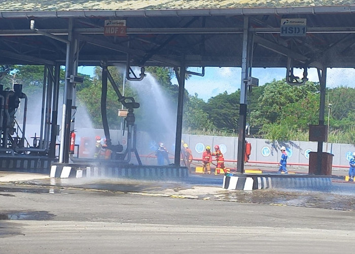 Aksi Sabotase dan Pencurian Warnai Simulasi Kebakaran di Terminal BBM Cilacap