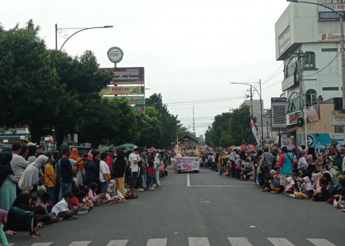 Lebih Ramai dari Tahun Lalu, 314 Kendaraan Mobil Hias Ikuti Karnaval HUT RI di Purwokerto