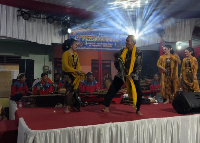 Bupati Kebumen Apresiasi Pelestarian Tradisi Warisan Leluhur Barit Desa Pohkumbang