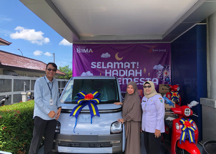 Bank Jateng Kebumen Serahkan 1 Mobil Listrik dan 7 Motor Listrik Undian Tabungan Bima