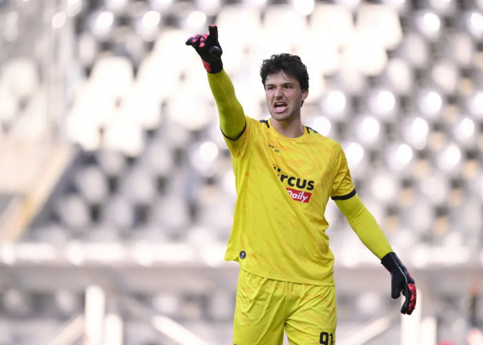 Statistik Senne Lammens, Kiper Muda Belgia yang Dilirik Manchester United