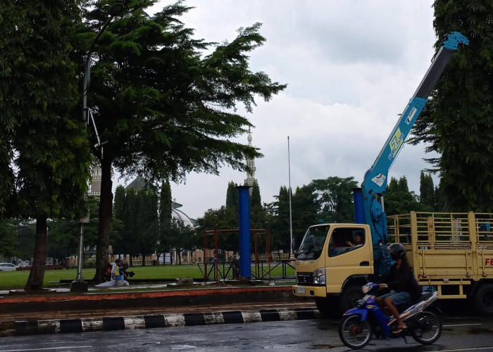 Pembangunan Videotron di Alun-alun Purbalingga Dikebut untuk Nobar Timnas, Pemkab Gandeng Pihak Ketiga