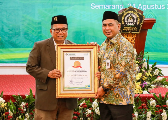 Taj Yasin Raih Budai Award 2026, Keteladanan Jadi Dasar Penghargaan