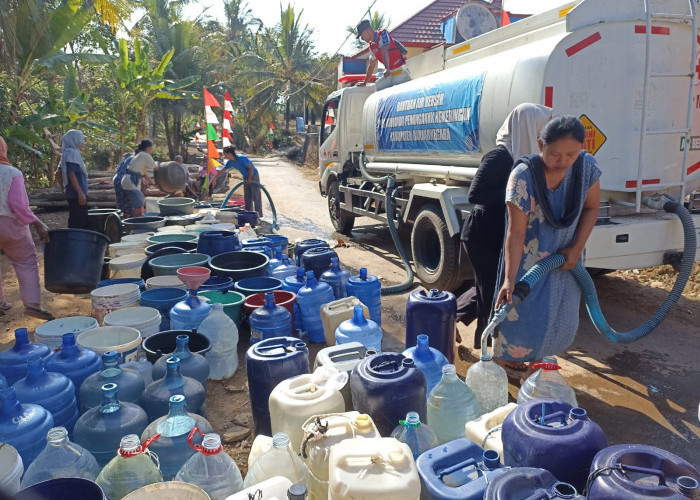 Kekeringan Melanda Romokamal, Warga Rela Bayar Rp400 Ribu demi 500 Liter Air