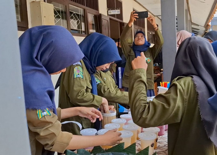 Menumbuhkan Jiwa Kewirausahaan untuk Masa Depan yang Lebih Baik Bagi Siswa SMK Melalui Edupreneurship 