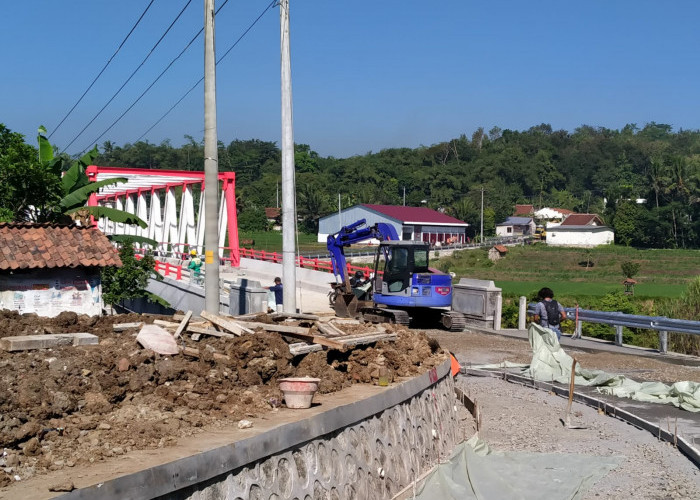 Jembatan Logawa Banyumas Butuh 10 Rambu, Marka Jalan Wajib Terpasang Sebelum Dibuka