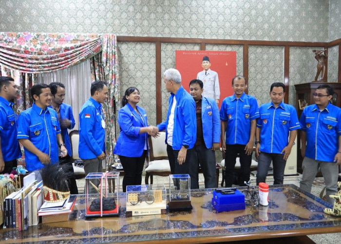 Pimpin KNPI Jateng, Ganjar Titip Tiga ‘PR’ untuk Putri Bambang Pacul