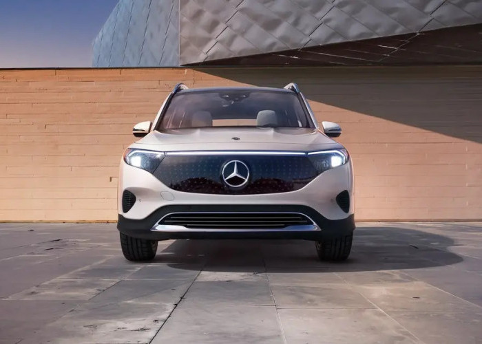 Mengenal Mobil Mercedes Benz EQB Lebih Dekat Dari Performa Sampai Desain Menawan!