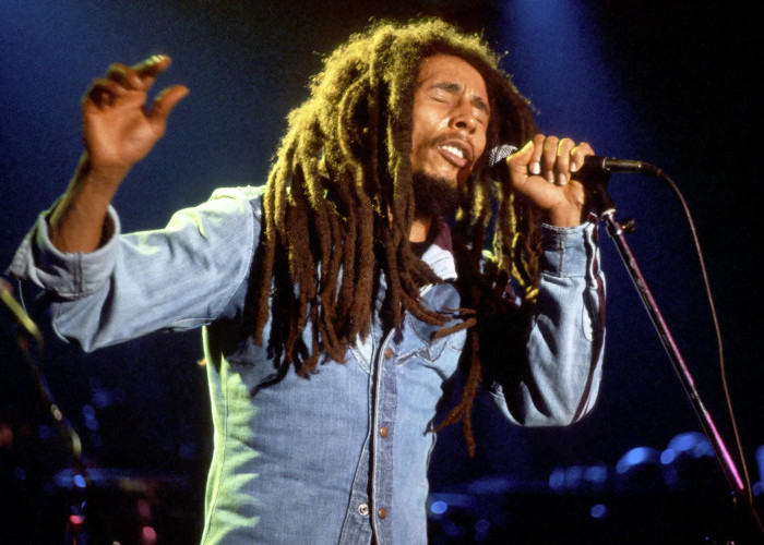 Bob Marley Menjadi Simbol Lagu Reggae dan Perdamaian yang Menggetarkan Dunia, dengan Musiknya yang Penuh Makna