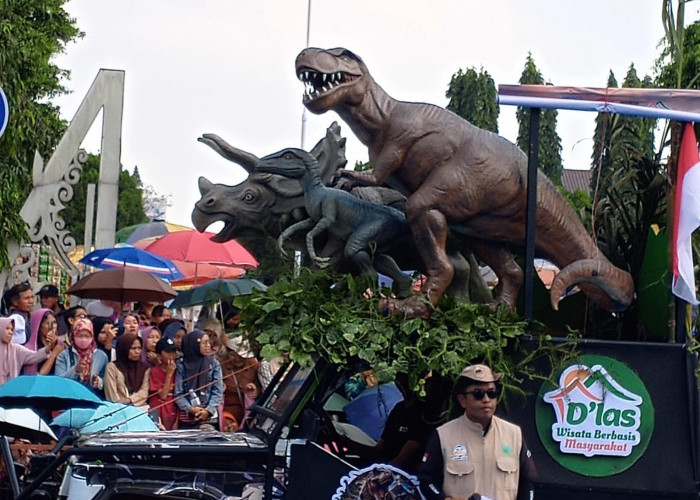 Atraksi Ogoh-ogoh hingga T-Rex Bikin Heboh Purbalingga Carnival 2026