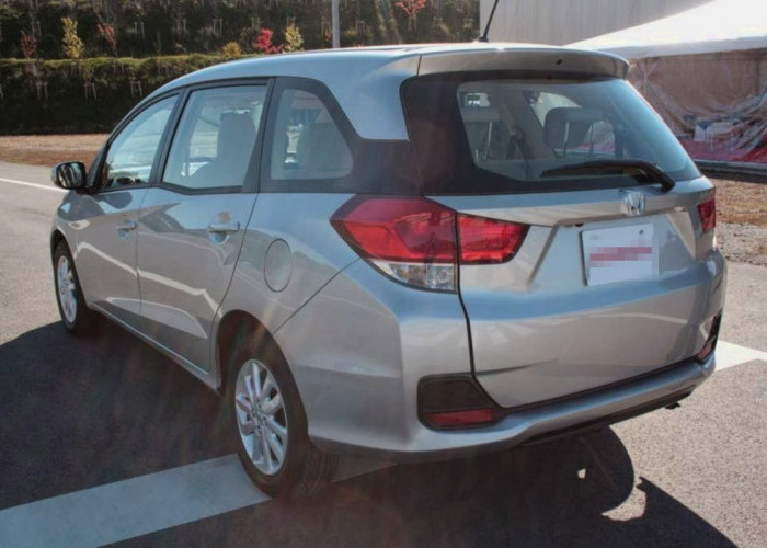 Cek Kelebihan dan Kekurangan Honda Mobilio Sebelum Beli